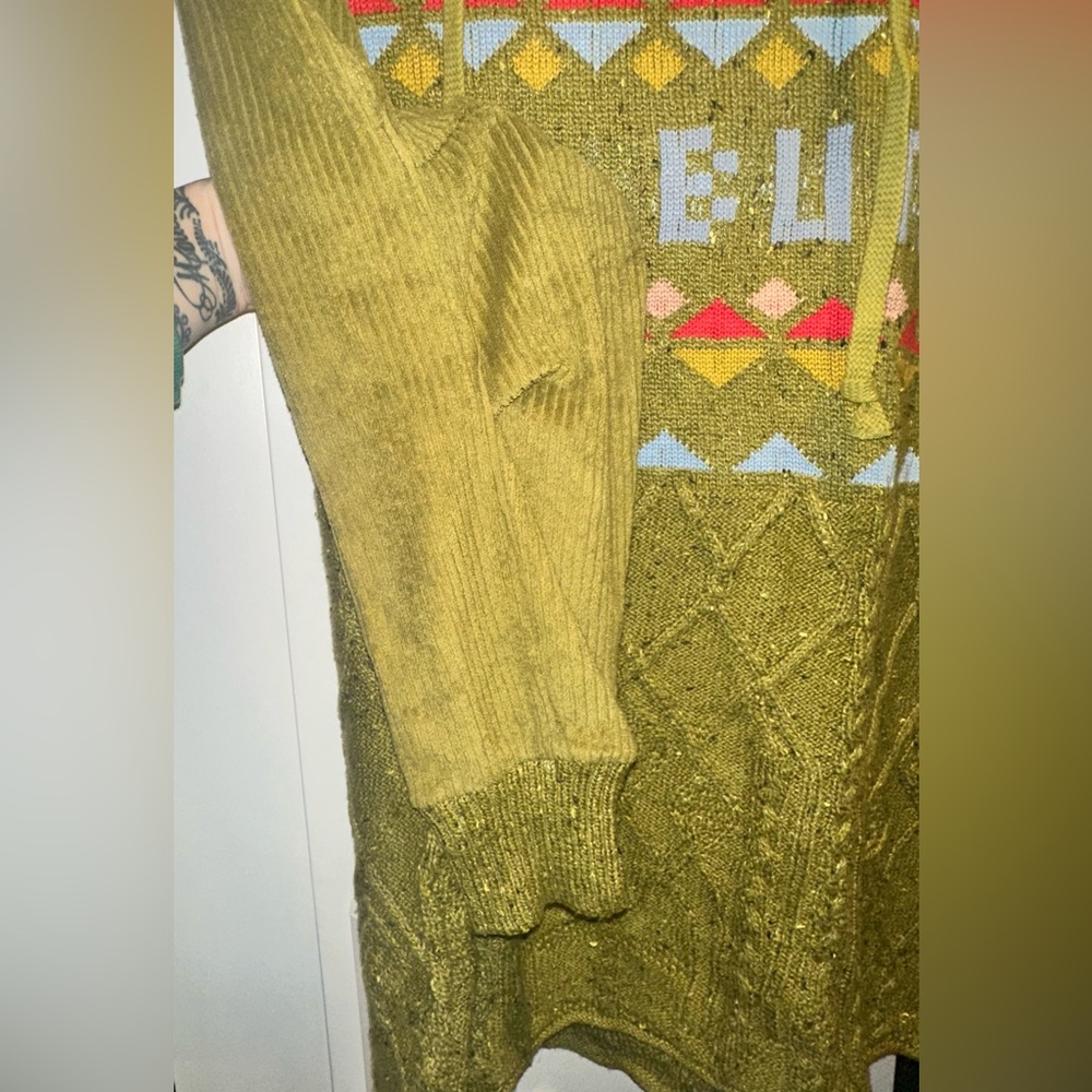 NEW FREE PEOPLE Powder Bunny Knit Sweatshirt - Picture 8 of 13